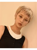 ピクシーショート×ブロンド×ローライト