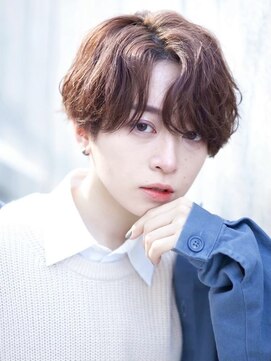 ナチュラル 渋谷(NATURAL) ●フェザーパーマ／スパイキーショート［メン ズ／渋谷］