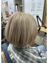 ヘアスペースプルメリア(Hair space Plumeria) 王道ミルクティーベージュ