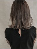 フェミニンボブ