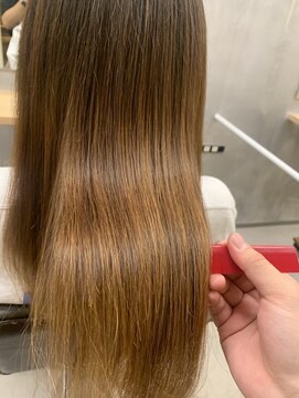 ルーメ(lume) 縮毛矯正/髪質改善/ハイトーンカラー