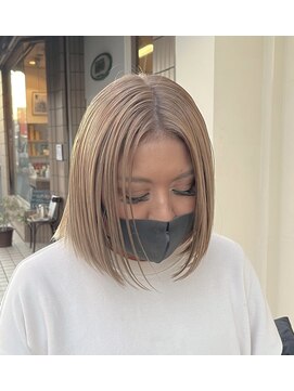 ブローチ(brooch) くすみベージュ