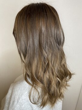 ブティック 長岡京店(boutique) ☆毛先のみブリーチのグレージュグラデーション☆