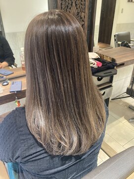 ヘアリゾート粋 ティガ 池袋店(tiga) ハイライトカラー♪