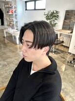 ザ オーダー(THE ORDER)&nbsp;刈り上げないセンターパートメンズカット