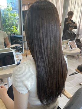 ジーナ 福岡天神(Zina) グレージュ/ベージュ/オリーブ