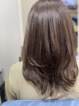 スナリー(Snaly) レイヤースタイル/大人女子/グレージュ/西原町/与那原町