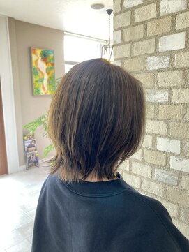 ヘアー クラージュ(hair courage) ボブウルフ/ブルーシルバー