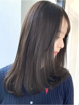 セミロングの王道レイヤースタイル