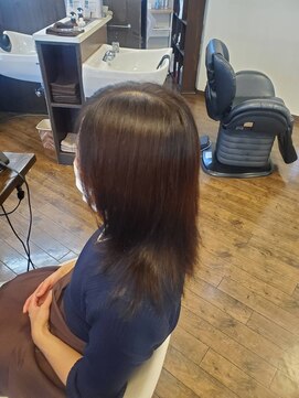 ツヤイロ 島田店 ハイライトミディアムヘアボブウルフネビージュ小顔ワンレン