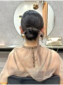 お呼ばれヘア　同窓会ヘア　タイトアレンジ