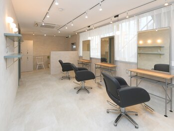 Agu hair I"s 関店【アグ ヘアー アイズ】