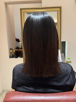 レガーレ ヘア デザイン(Regare Hair Design)の写真/【トステア配合】理想のうる艶ストレートをご提供いたします！うねり・広がり・くせのお悩みを解決◎