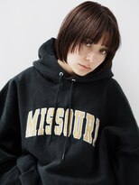 ラックスビー オオサカ 梅田茶屋町店(LUXBE OSAKA) レイヤーショート 前髪 レイヤー 顔まわり グレージュ