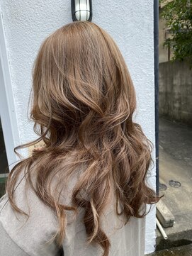 ライオン(Lion) つやつやベージュ