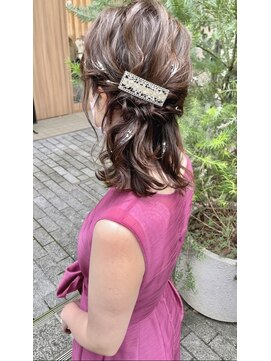 ゼストソエル(ZEST soell) ハーフアップアレンジ