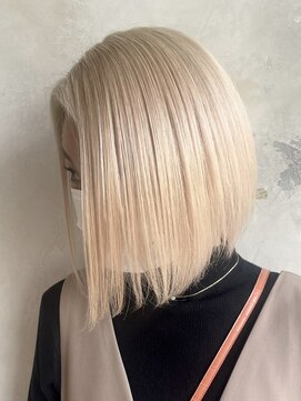 カムジーヘッドカミノウラ(COMEGHEAD KAMINOURA) ダブルカラーベージュカラーケアブリーチハイトーンカラー韓国