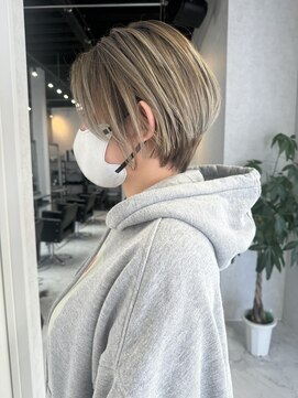 アフター(after) 10代.20代.30代色気バレイヤージュショート/ハイトーンベージュ