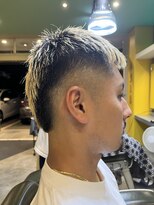 理容館 ジャガー&nbsp;金髪 バーストフェード