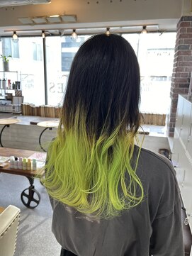 ヘアー アレス(hair ales) ブリーチカラー ライムカラー 原色カラー グラデーションカラー