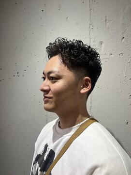 フェリスヘア(feliz hair) メンズアップバングパーマ