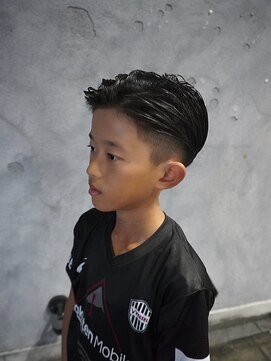 メンズグルーミングナンバーナイン(MEN'S GROOMING NUMBER NINE) サッカー好き大歓迎!サッカー好きのメンズサロン