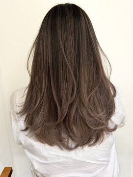 ジル ブラン 福岡(JIL BLAN) ハイライトレイヤーカットショートボブイルミナカラー天神大名