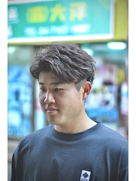 ガオプロデュースバイレボ(gao produced by revo) フェザーショート/ニュアンス/刈り上げ/ショート/フェザーパーマ