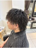 ツイストスパイラルパーマ　縦落ちツイスト　ウルフパーマ　眉毛