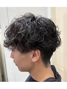 オーシャントーキョー ホワイト 原宿(OCEAN TOKYO WHITE) ツイストスパイラル波巻き刈り上げマッシュ