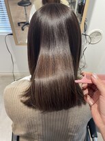 シキ 戸塚(Shiki.)&nbsp;黒髪/クラゲヘアー/オリーブグレー/小顔/ココアベージュ/戸塚