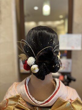 ヴィサージュロカ(VISAGE Loca) 2026年 二十歳の集い ヘアデザイン