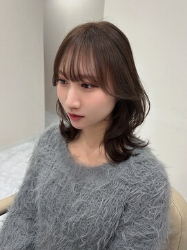 ノエラ(NOELA) お洒落な人は皆顔周りレイヤー入れてます！