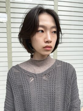 ロライマ 中目黒(roraima) 大人/暗髪/ナチュラル/ボブ/前髪なし/クール