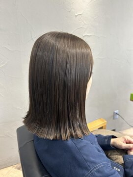 マーレ(MARLE./) 毛先のパサつきを改善して艶ボブへ