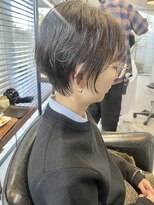 カミハコ(kamihako)&nbsp;バッサリカット／大人に似合う透明感ショート