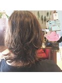 外ハネスタイル