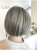 ブリーチオンカラーのショートボブ