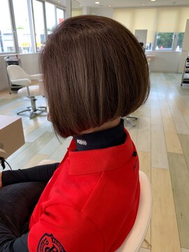 ヘアークラフト アニー 南郷18丁目店(HAIR CRAFT Annie) 白髪ぼかしボブ