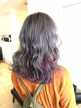 ラビス 浦和(Lovis) 魅力倍増カール/セミディ/シアーカラー/ダークアッシュ/姫カット