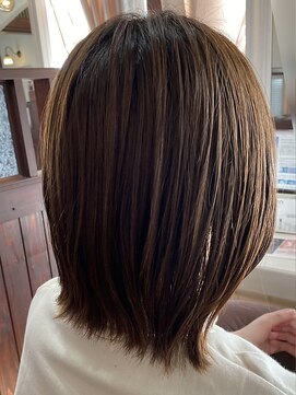 TJ天気予報 ルルル 【白髪ぼかし】ミディアムスタイル