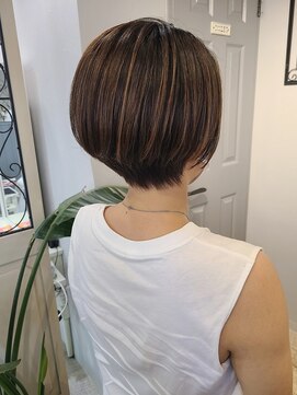 ヘア ケア ディエイチケー(HAIR CARE DHK) 大人っぽいショートボブ