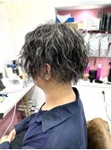 メンズのツイスパに抜きっぱなしハイライト