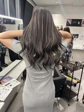 キング 枚方店(K!ng) ハイライトカラーミルクティーベージュケアブリーチダブルカラー