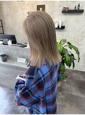 ミルクティーベージュ