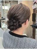 お呼ばれヘアスタイル♪ ふわっとキレイめシニヨン