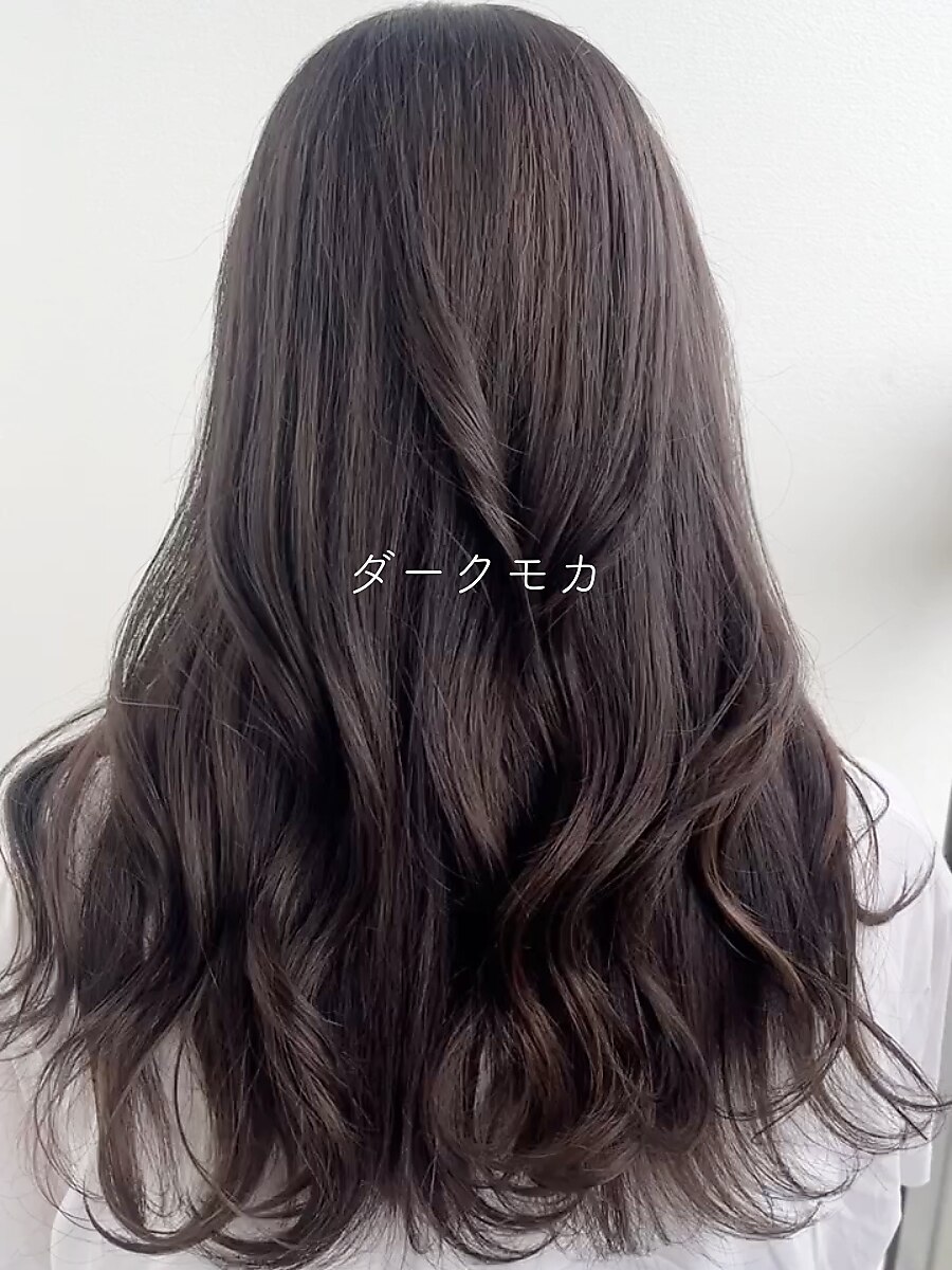 アディクシーカラーで楽しむ”白髪ぼかし×高発色カラー”で