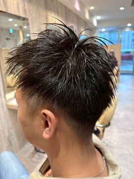 エヌアンドエー せんげん台店(N&A) 男らしい◎きりっとキマるフェード×ツーブロック/メンズカット