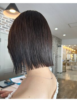 メラク バイ コア(Merak by CoRe.gn) 切りっぱなしボブ