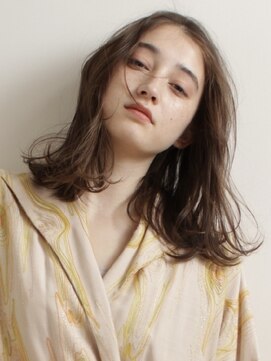 シベルバレー 横浜(sibell) ＊sibell(Ballet) ミディアムレイヤーカット顔周りレイヤーロブ